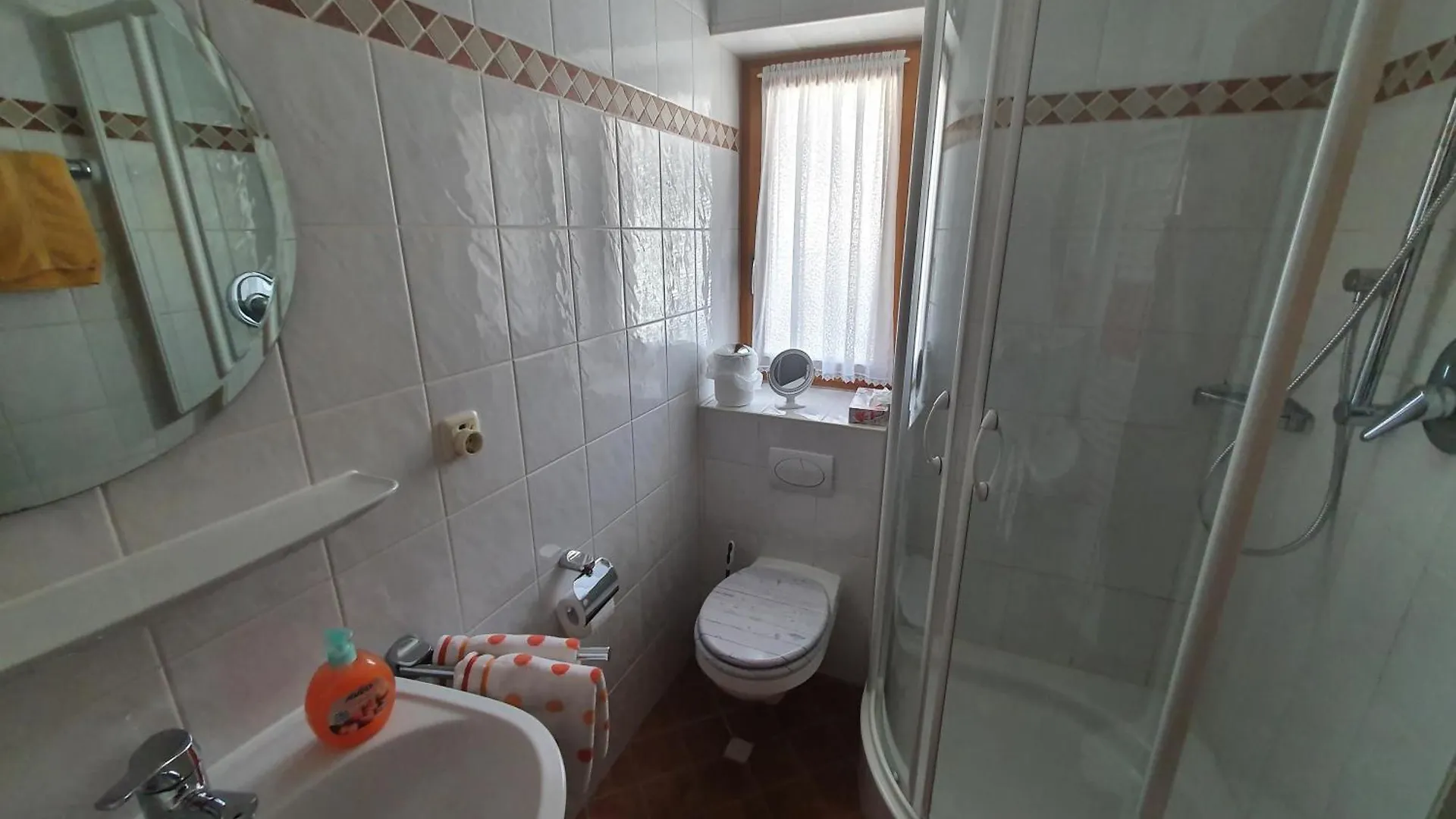 Gaestehaus Annemarie Reit im Winkl