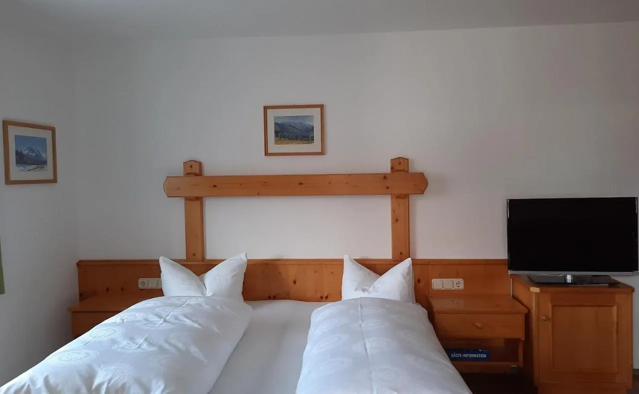 Gaestehaus Annemarie Reit im Winkl Hotel