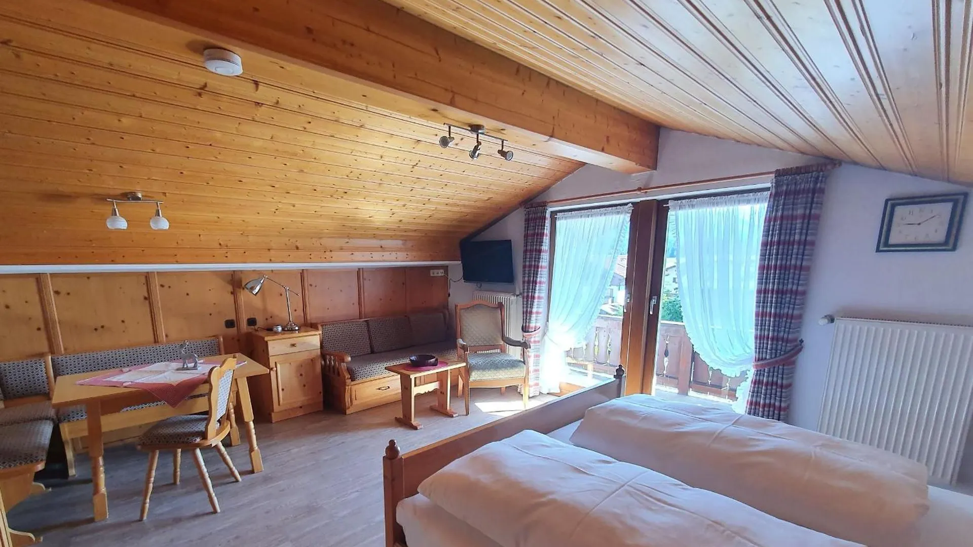 Gaestehaus Annemarie Reit im Winkl 0*,